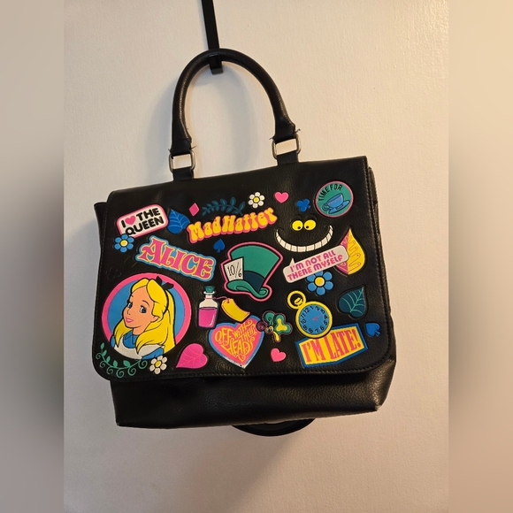 Disney Original Alice In Wonderland Collectable Handbag Off with their Head - Picture 2 of 14